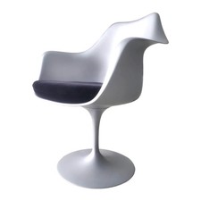 Knoll International