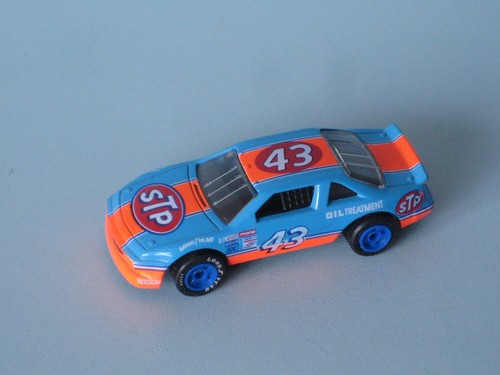 Matchbox nascar pontiac - matchbox,