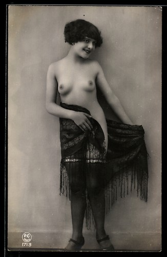 Foto nacktes frau mit tuch - nacktes,