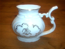 Vintage TRINKBECHER  HAAS & CZJZEK   Karlsbad gebraucht weiß/gold