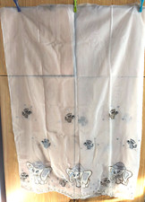 Gardine mit Elefanten und