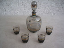 Art Deco Likör o. Schnaps-Service mit 4 Gläsern und Goldrand Verzierung.