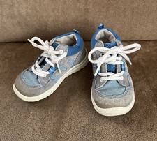 Kinderschuhe / Halbschuhe