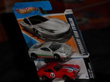 Hot Wheels Ferrari 458 Italia + 365 GTB  Karton versichert Hermes oder *Post