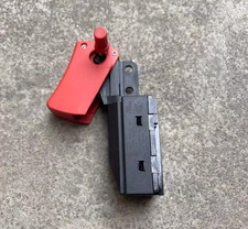 12.5(12.5)A 250V.5E4 22(22)A