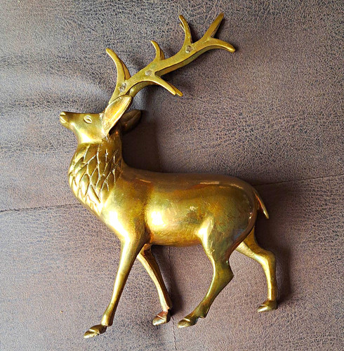 Hirsch figur aus metall - figur,