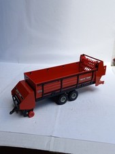 SIKU 1:32 AUTOM. HEULADEWAGEN