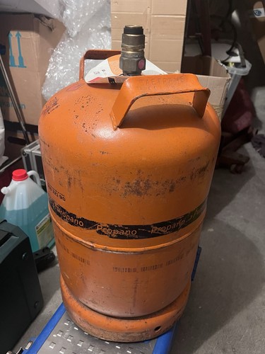 Verkaufe leere orange - , rote