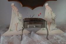 RAR! Nadelkissen Metall Samt wie ein Tisch gearbeitet auch für Modeladen / PS