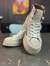 Rebecca White Sneaker Nabuck