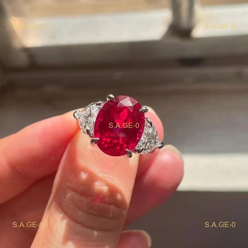 Ovaler roter - 3,35, ct
