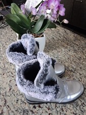 Schneestiefelette von Caprice