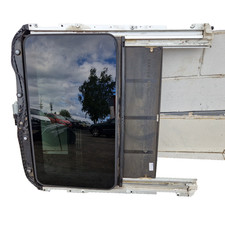 C35* Mercedes W204 C-Klasse Schiebedach Glasschiebedach A2047800029 SEHEFOTOS