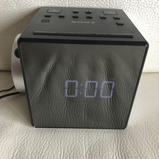 SONY Dream Machine ICF-C1PJ