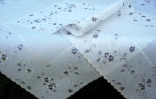 Tischdecke Elegant Zeitlos