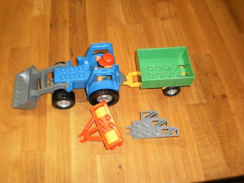 Lego duplo traktor - , mit