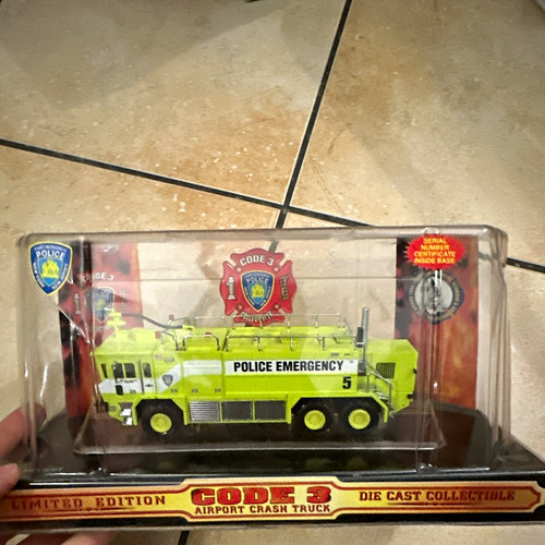 Code airport crash - crash, truck