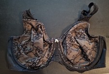 BH von Triumph schwarz Gr. 85E