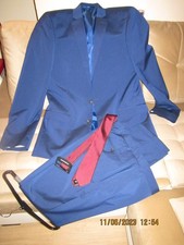 Blauer Anzug, Herrenanzug