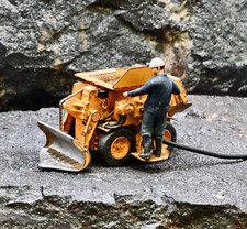 Bunkerlader LB125 1000 DDR