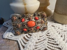 Art Deco Brosche Korallenstein Messing vergoldet vergoldet filigran alt