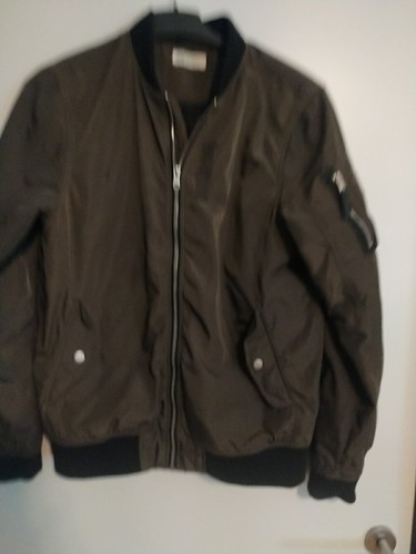 Coole jungen kaki bomber - h&m,