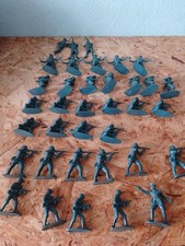 Revell 1:32 Figuren Gebraucht