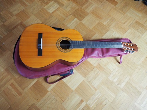 Gitarre gebraucht aria - gebraucht, a
