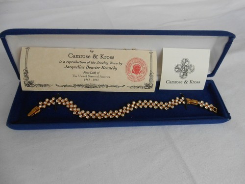 Camrose kross armband - &,