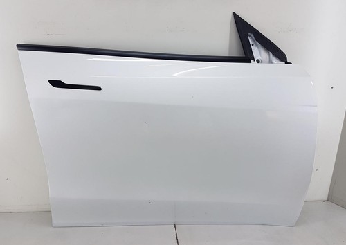 Tesla model tür - y,