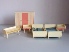 Puppenmöbel Schlafzimmer Kunststoff 50er Jahre 6-teilig Schrank Bett