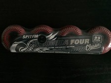 Rote Spitfire Wheels