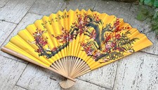 Großer Hand bemalter China Wand Deko Fächer Gelb  Holz Papier
