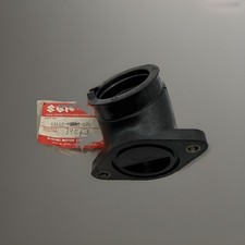 SUZUKI ANSAUGSTUTZEN VS600GLF VS600GL VS800 PIPE,INTAKE FRONT XX36406