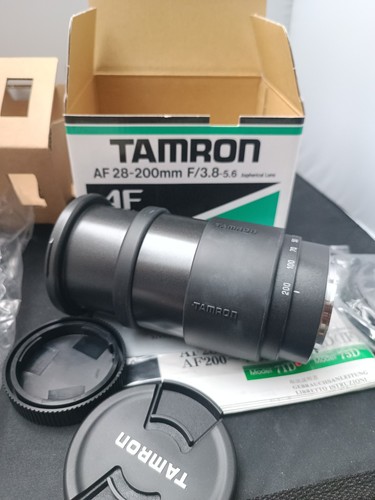 Tamron 200mm 8 - 28-200mm, f/3.8-5.6