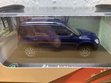 1:43 Skoda Yeti 1. Serie Dunkelblau Blue Pacific Uni MIB OVP