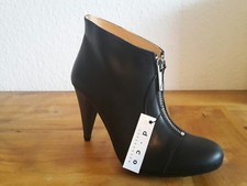 d.co Copenhagen, Stiefeletten