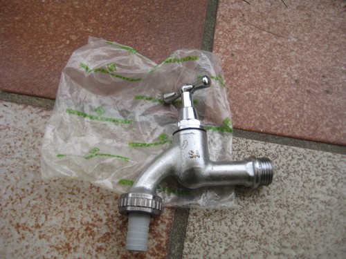Zapfventil mit - 1/2",