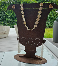 Deko Rost Garten Edelrost Vase auf Sockel wunderschön Höhe 52 cm / Breite 40 cm
