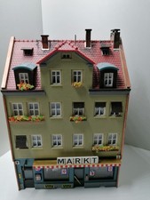 Altstadthaus mit Balkon -