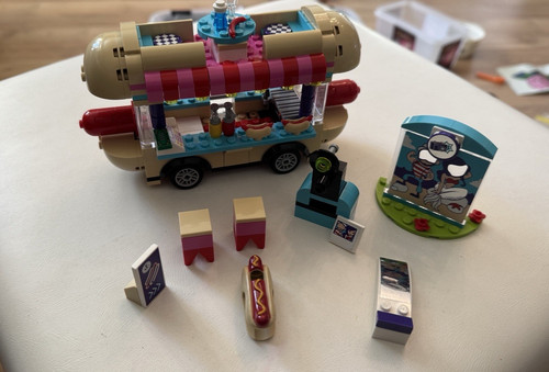 Lego friends hot dog - dog, stand