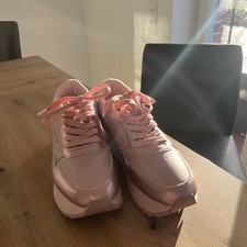 Damen Fila Sneaker  Gr.40 Neu