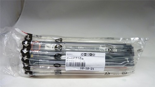 Original toner cf210a - original,