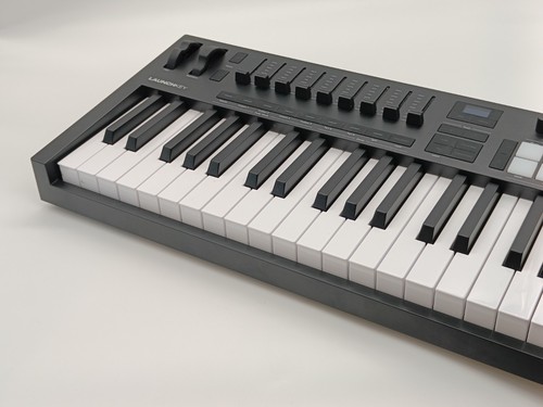 Novation launchkey mk4 - 49,