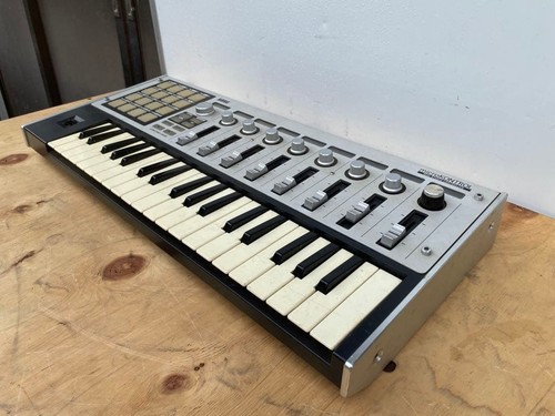 Korg midi keyboard - midi,