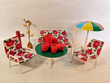 Lot Puppenstubenmöbel