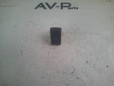 Orig. VW T4 Anhängerkupplung AHK Kontrollleuchte Kontroll Leuchte 357919235C