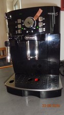 De'Longhi Magnifica S ECAM 21.116.B Kaffeevollautomat - Schwarz gebraucht