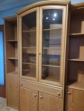 Geschirrschrank Holz massiv mit abschließbarer Vitrine, viel Stauraum 