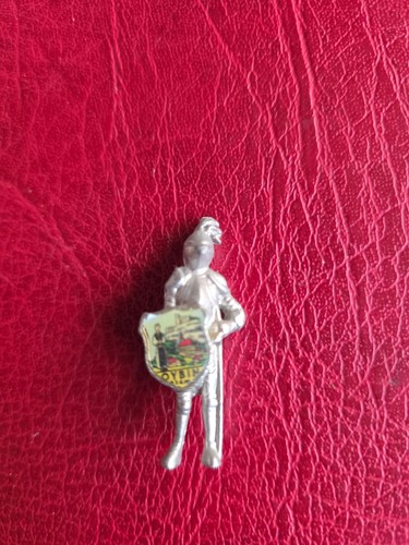 Alte anstecknadel - ,